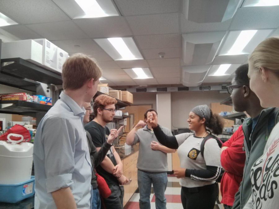 Students get hands-on experience on the analytical chemistry field trip to MSU.