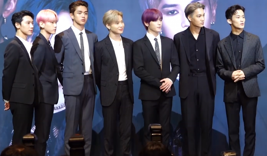 SuperM+members+at+a+launching+press+conference.+%28from+left+to+right%29+Ten%2C+Baekhyun%2C+Lucas%2C+Lee+Tae-min%2C+Taeyong%2C+Kai+and+Mark+Lee