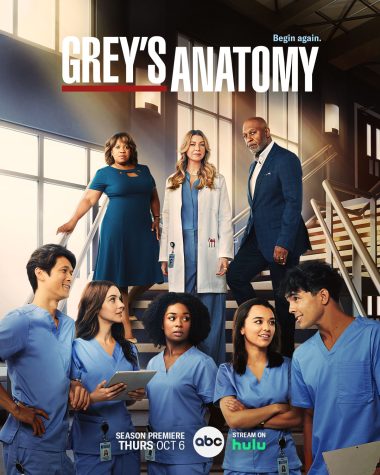 Greys Anatomy originally aired in 2005 with an original cast of nine characters. Ellen Pompeo, who portrayed Meredith Grey, has finally decided to close her Greys Anatomy career after 18 years on the show. 