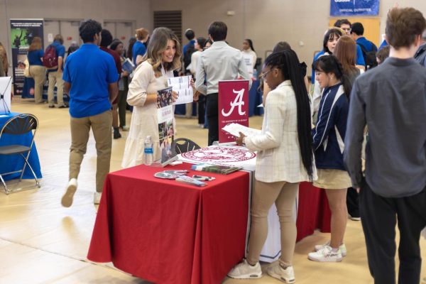 MSMS juniors speak with an admissions representative from the University of Alabama at MSMSs annual College View on Oct. 9.