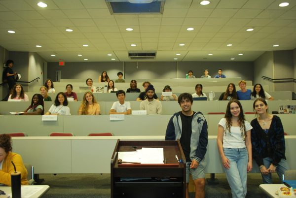 Senators discuss upcoming initiatives and plans for the school year at their first meeting in Hooper Auditorium on Sept. 3. 