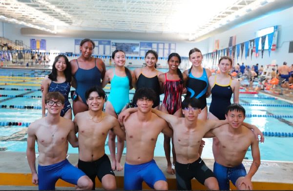 Back row from left to right: Katie Chung, Jordyn Taylor, Cathy Shao, Anya Rai, Tejasvi Uppu, Cassie van Riessen, Samantha Diamond.
Front row from left to right: John Broome, Raymond Yang, Ryan Wei, Daniel Hu, Jeffrey Kong.
The MSMS swim team pose at the Tupelo Aquatic Center, where two of their meets have been held this year.